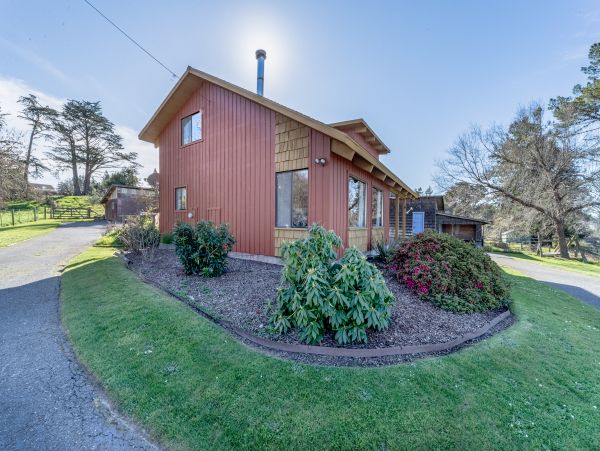 Mendocino Home 982841