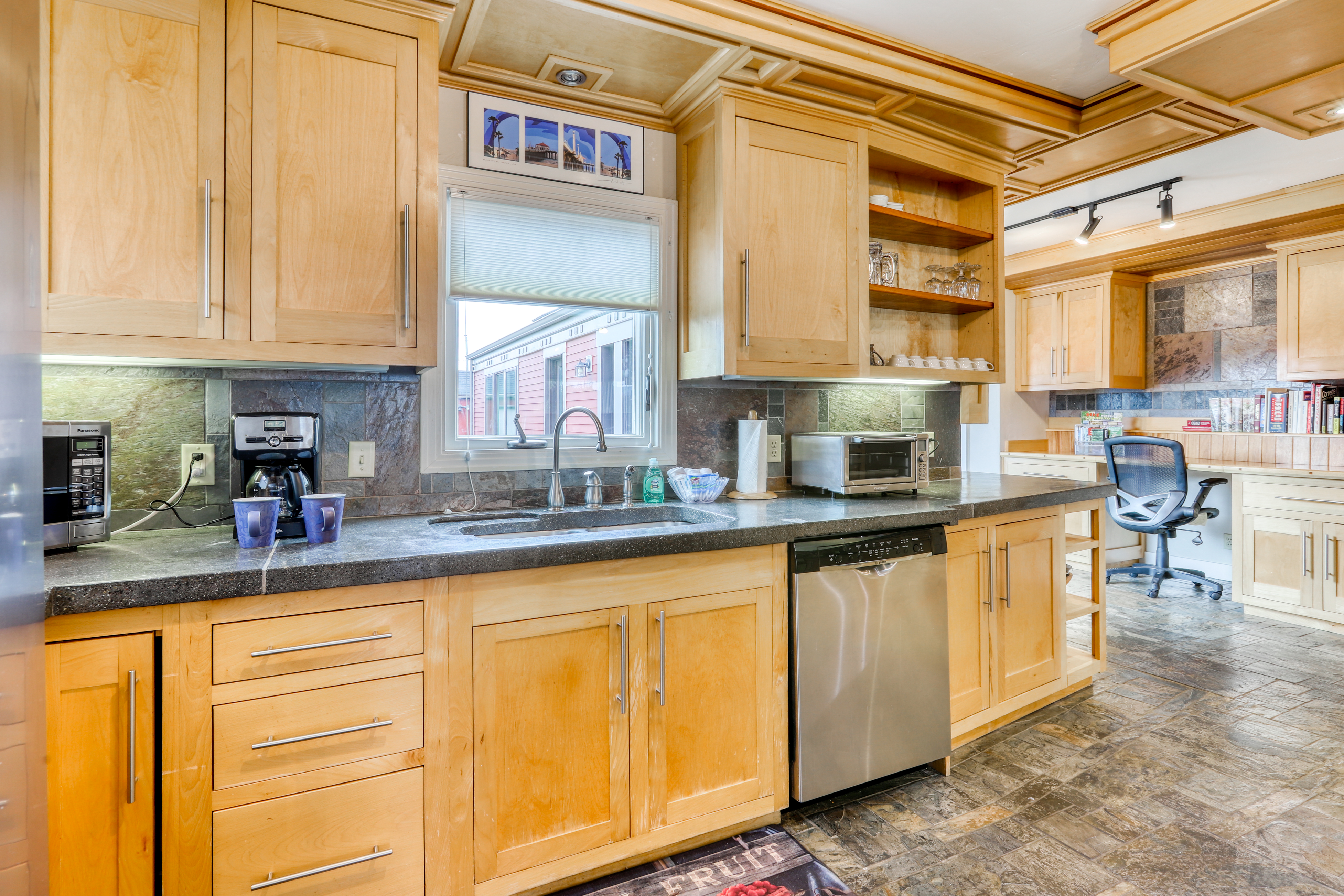 Mendocino Home 982842