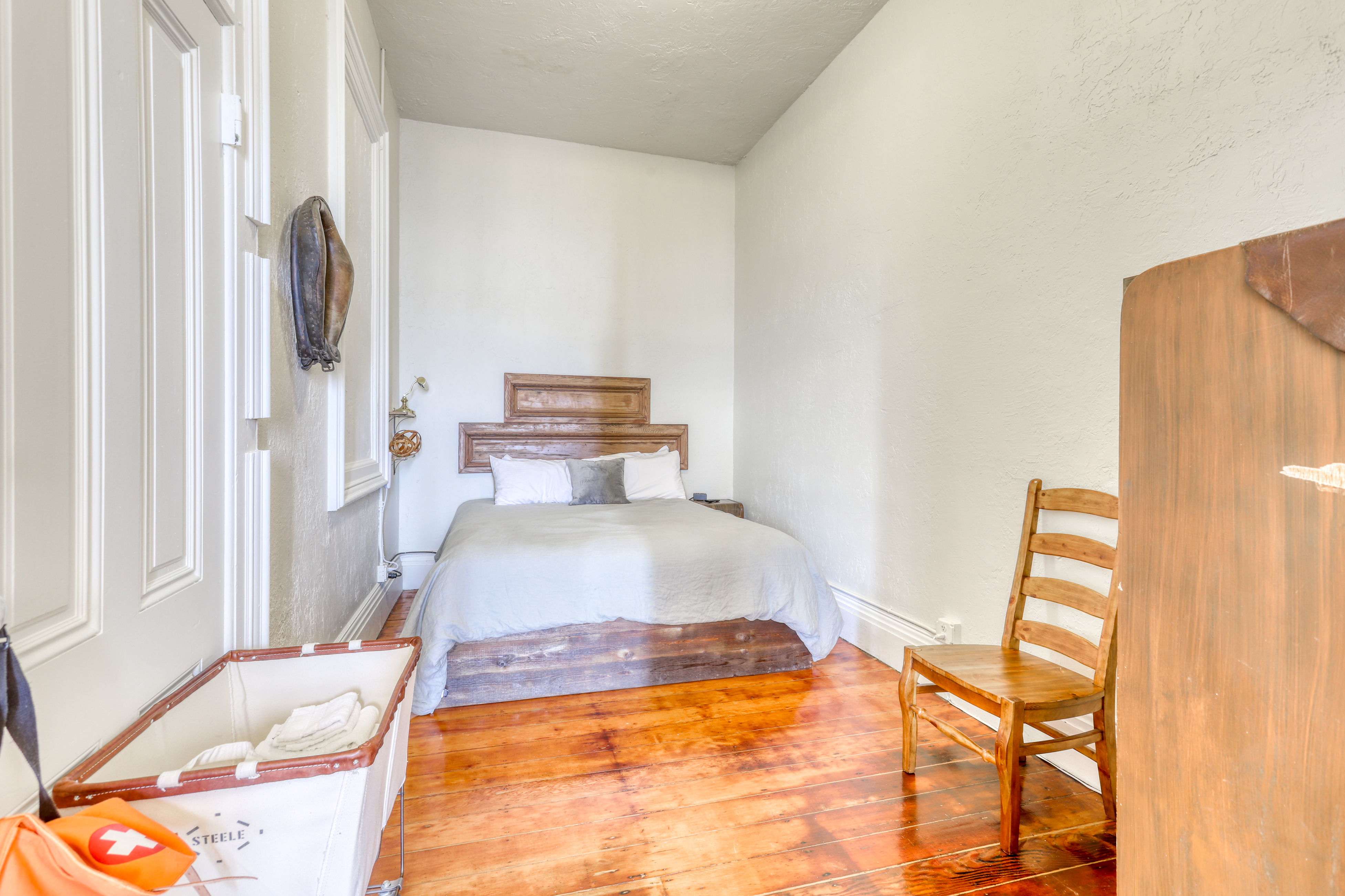 Mendocino Home 982843