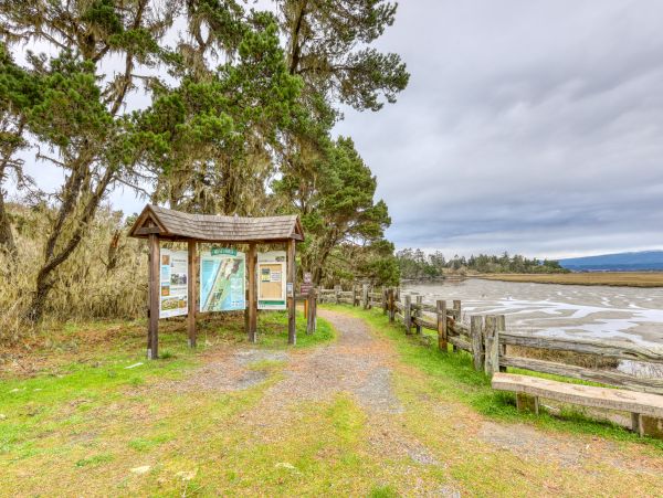 Mendocino Home 982844