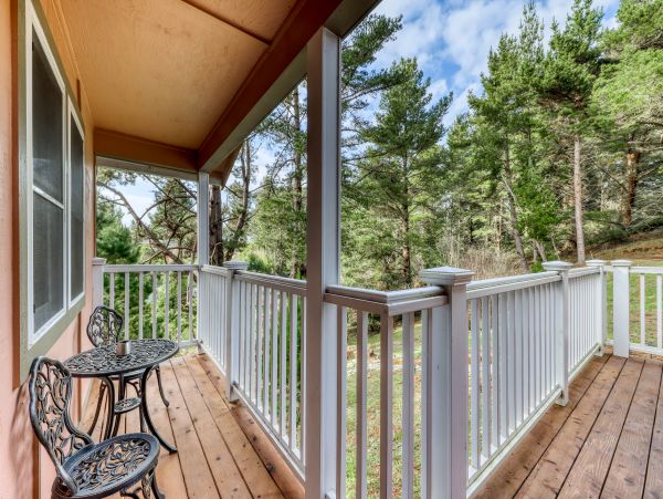 Mendocino Home 982845