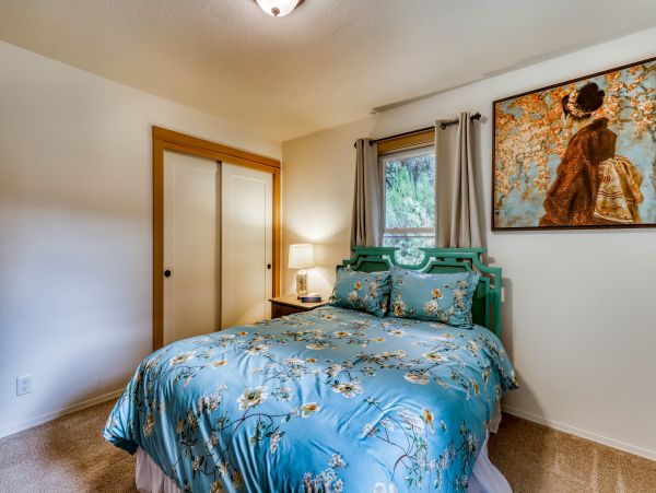 Mendocino Home 982845