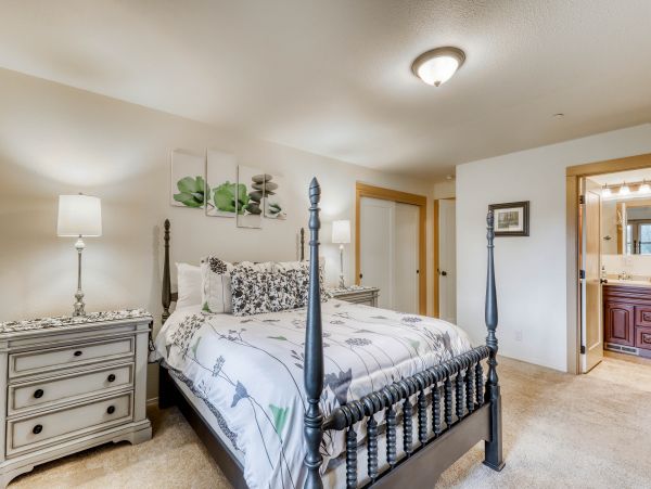 Mendocino Home 982845