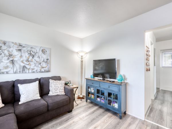 Mendocino Home 982846