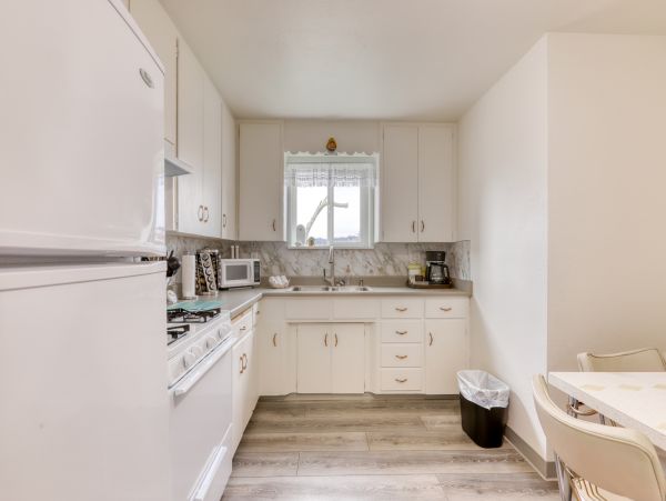 Mendocino Home 982846