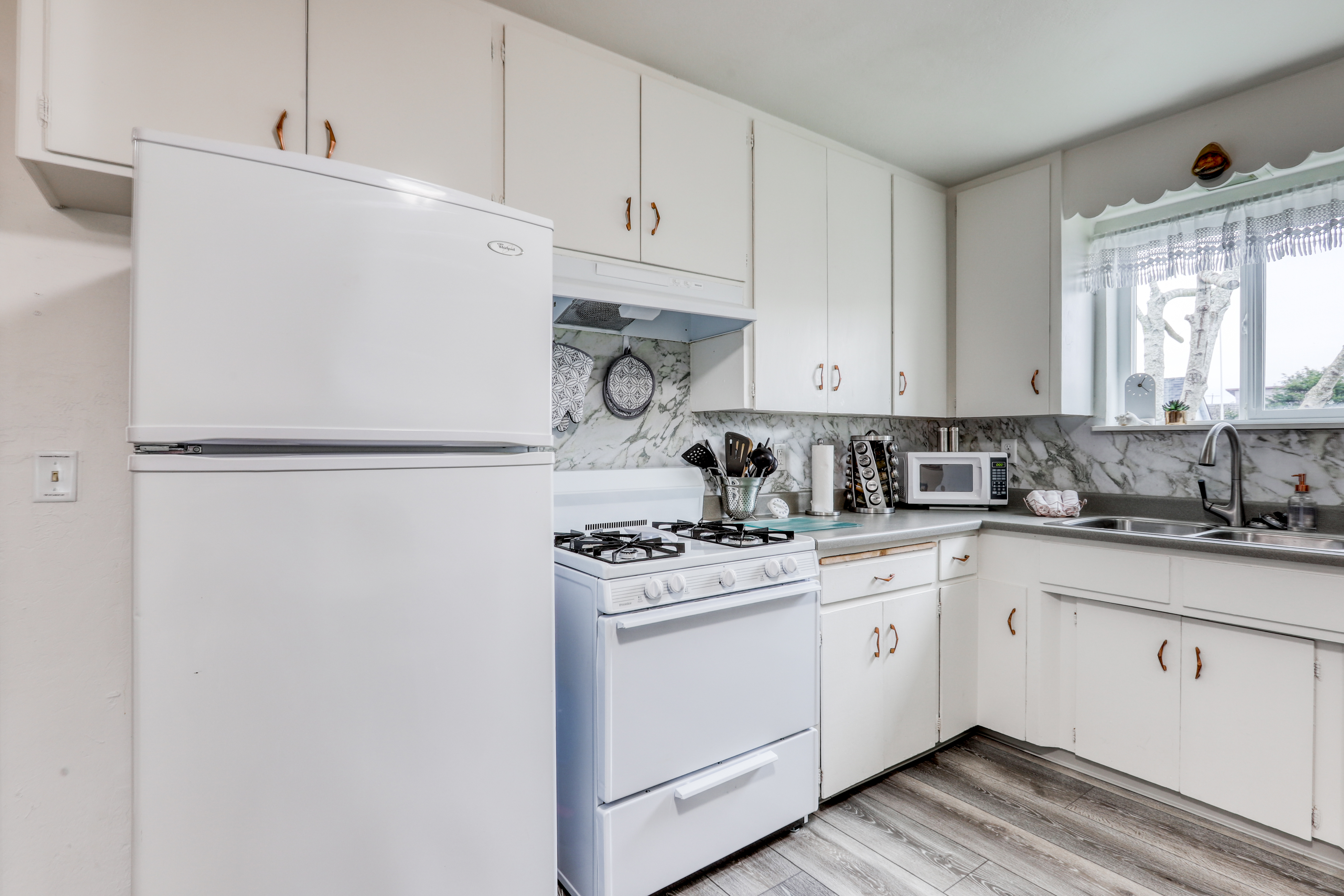 Mendocino Home 982846