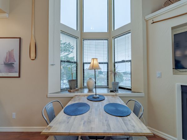 Mendocino Home 982848