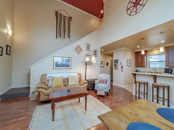 Mendocino Home 982848