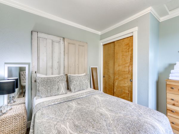 Mendocino Home 982851