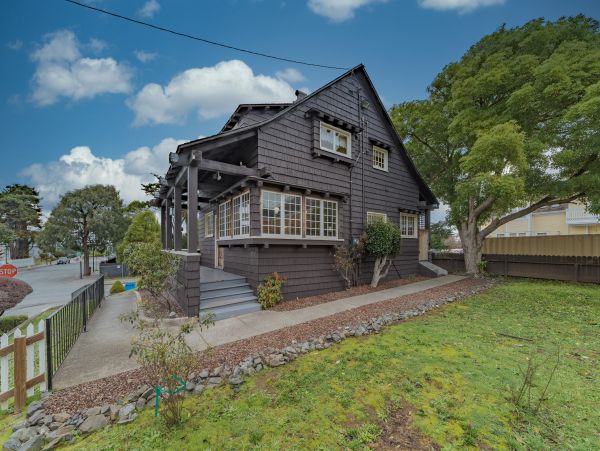Mendocino Home 982852