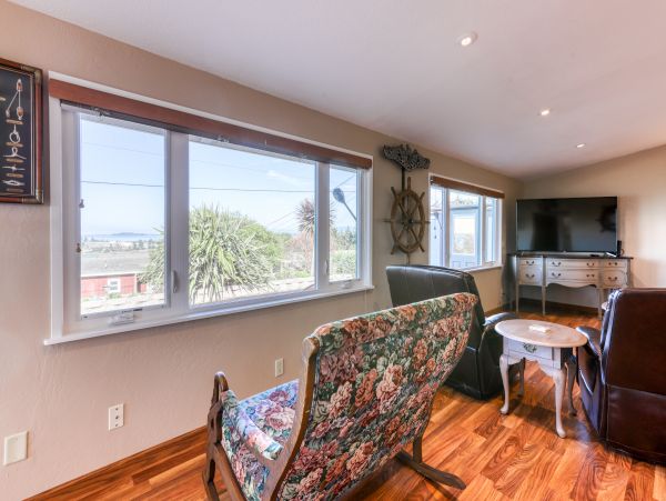 Mendocino Home 982853