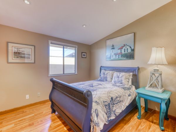 Mendocino Home 982853