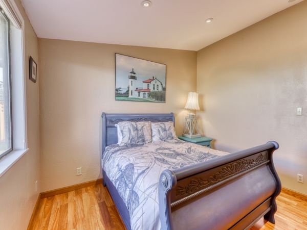 Mendocino Home 982853