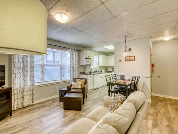 Mendocino Home 982854