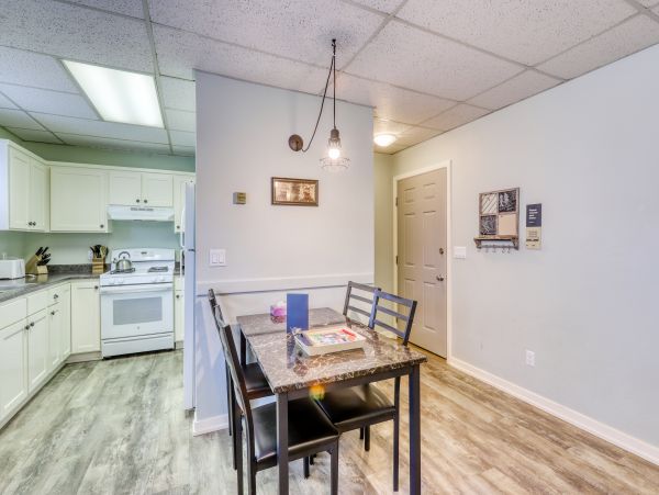 Mendocino Home 982854
