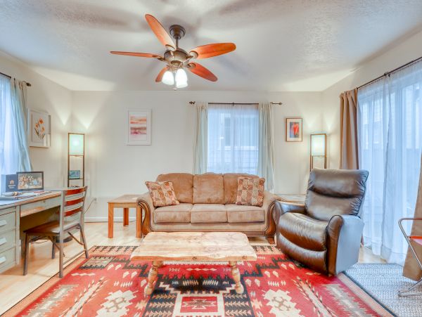 Mendocino Home 982855