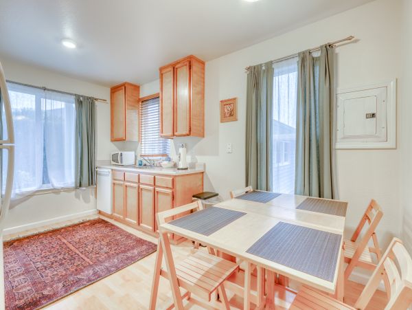 Mendocino Home 982855