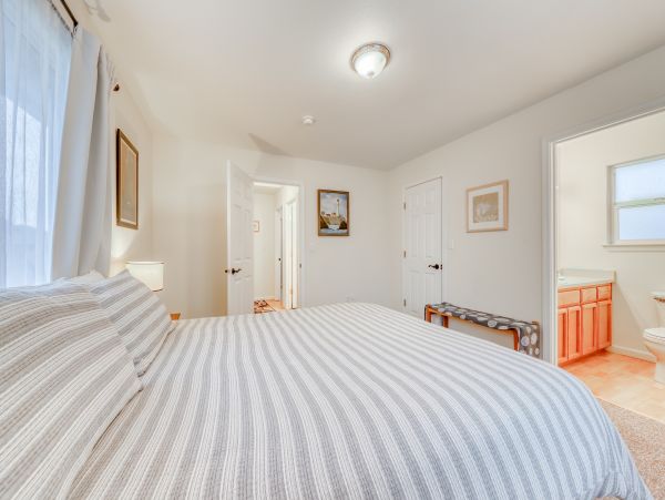 Mendocino Home 982855