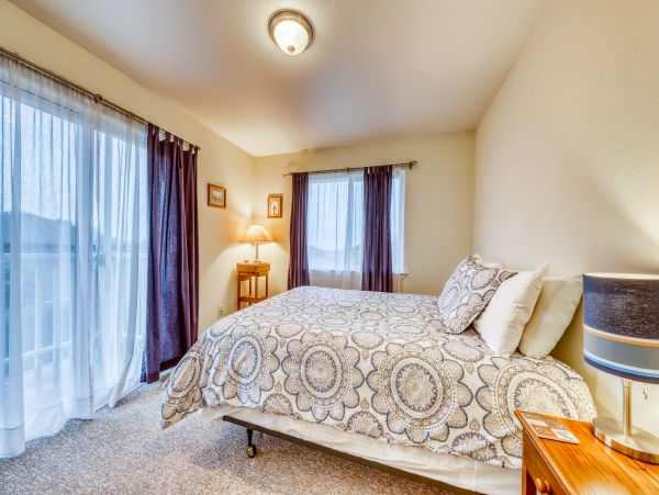 Mendocino Home 982855