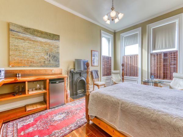 Mendocino Home 982856