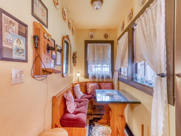 Mendocino Home 982858