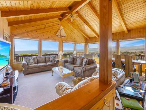 Mendocino Home 982859