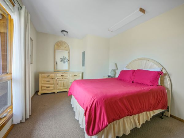 Mendocino Home 982859