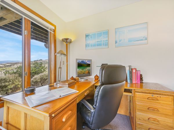 Mendocino Home 982859