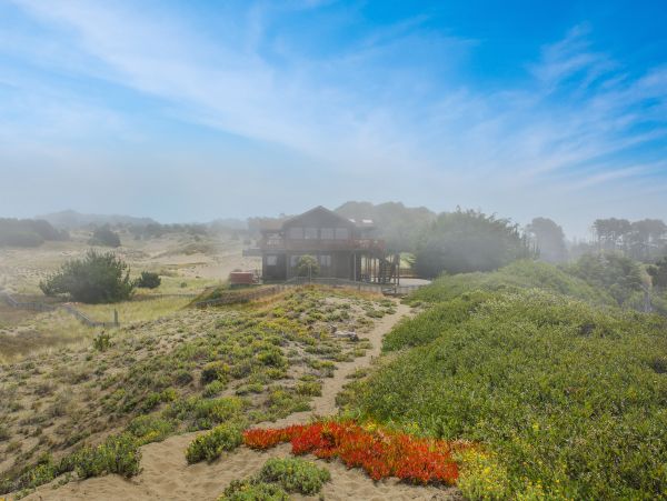Mendocino Home 982859