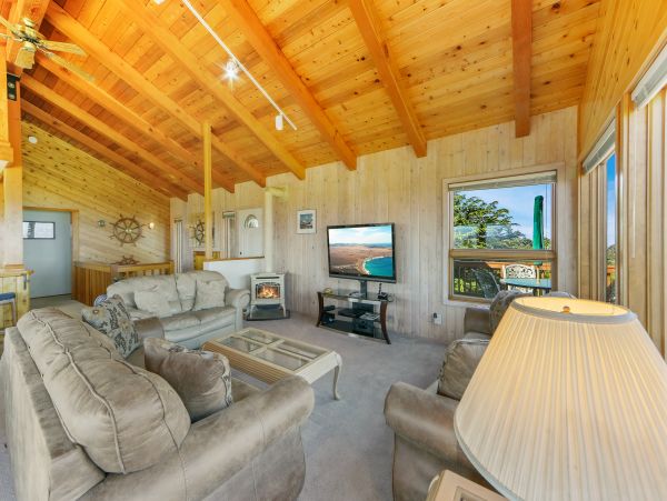 Mendocino Home 982859