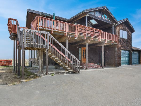 Mendocino Home 982859