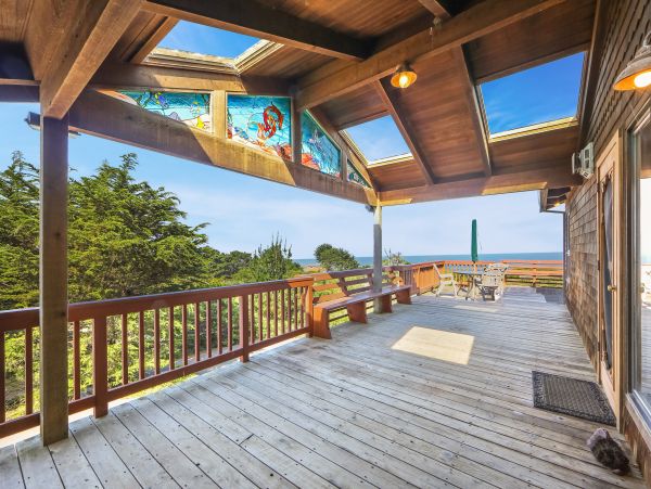 Mendocino Home 982859