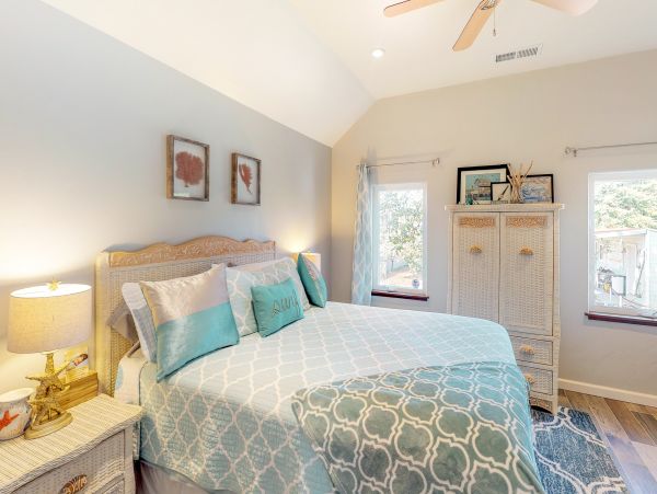 Mendocino Home 982861