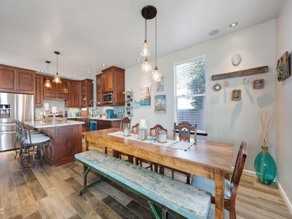 Mendocino Home 982861