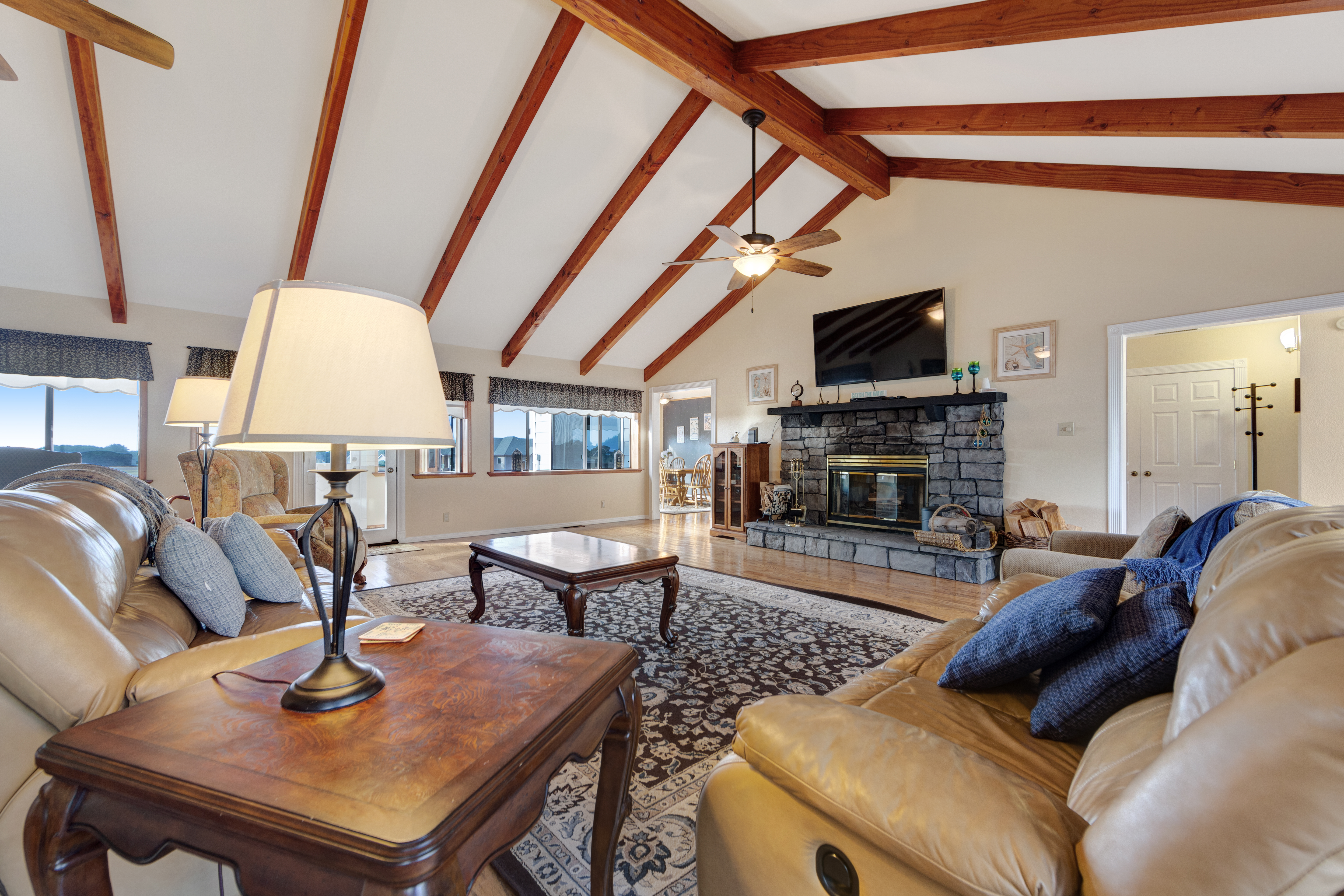 Mendocino Home 982863