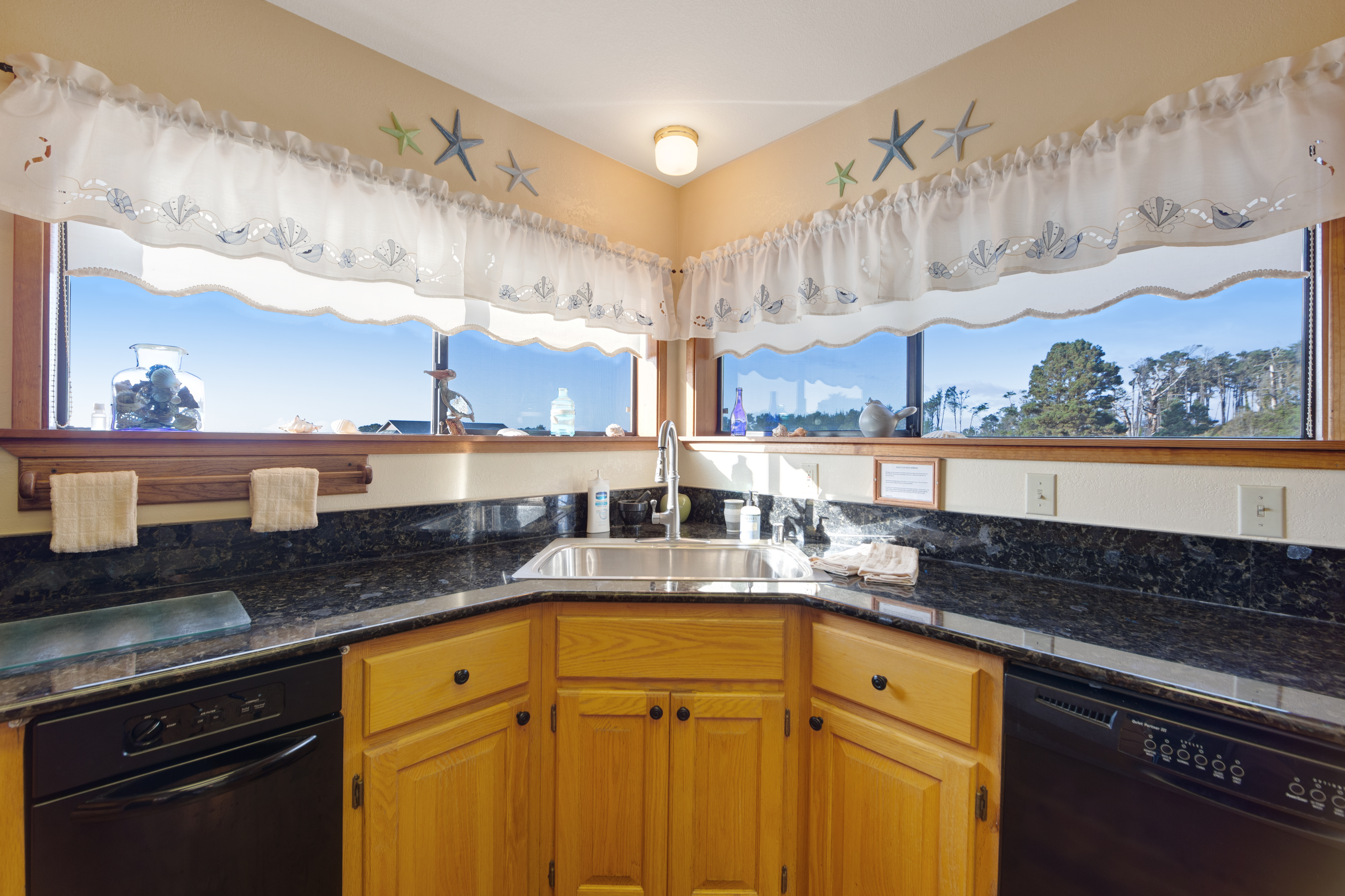 Mendocino Home 982863