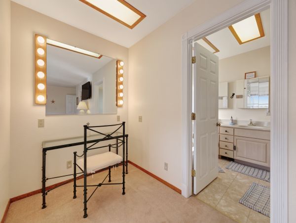 Mendocino Home 982863