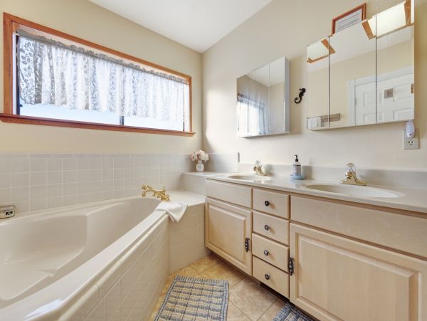 Mendocino Home 982863