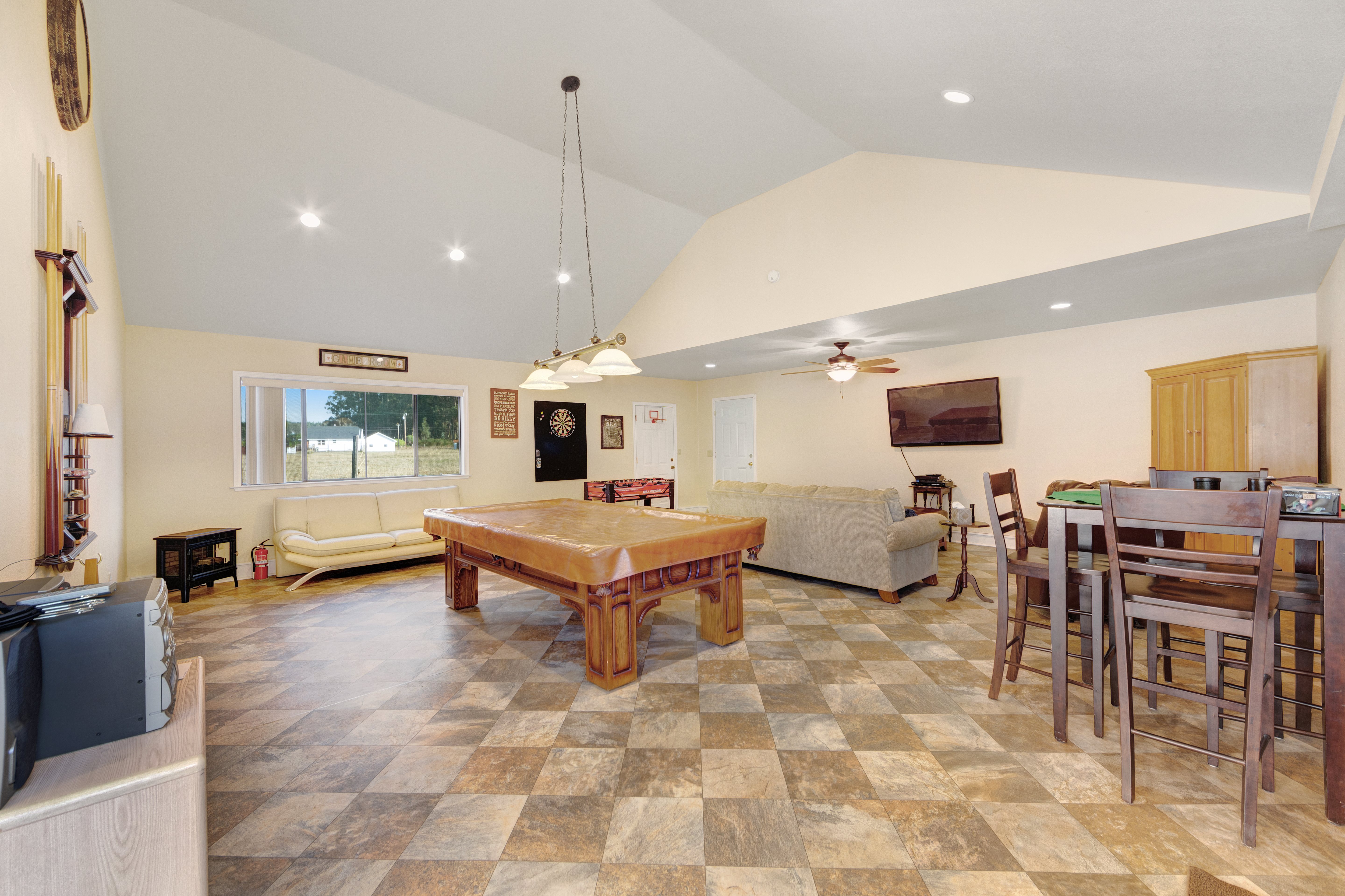 Mendocino Home 982863