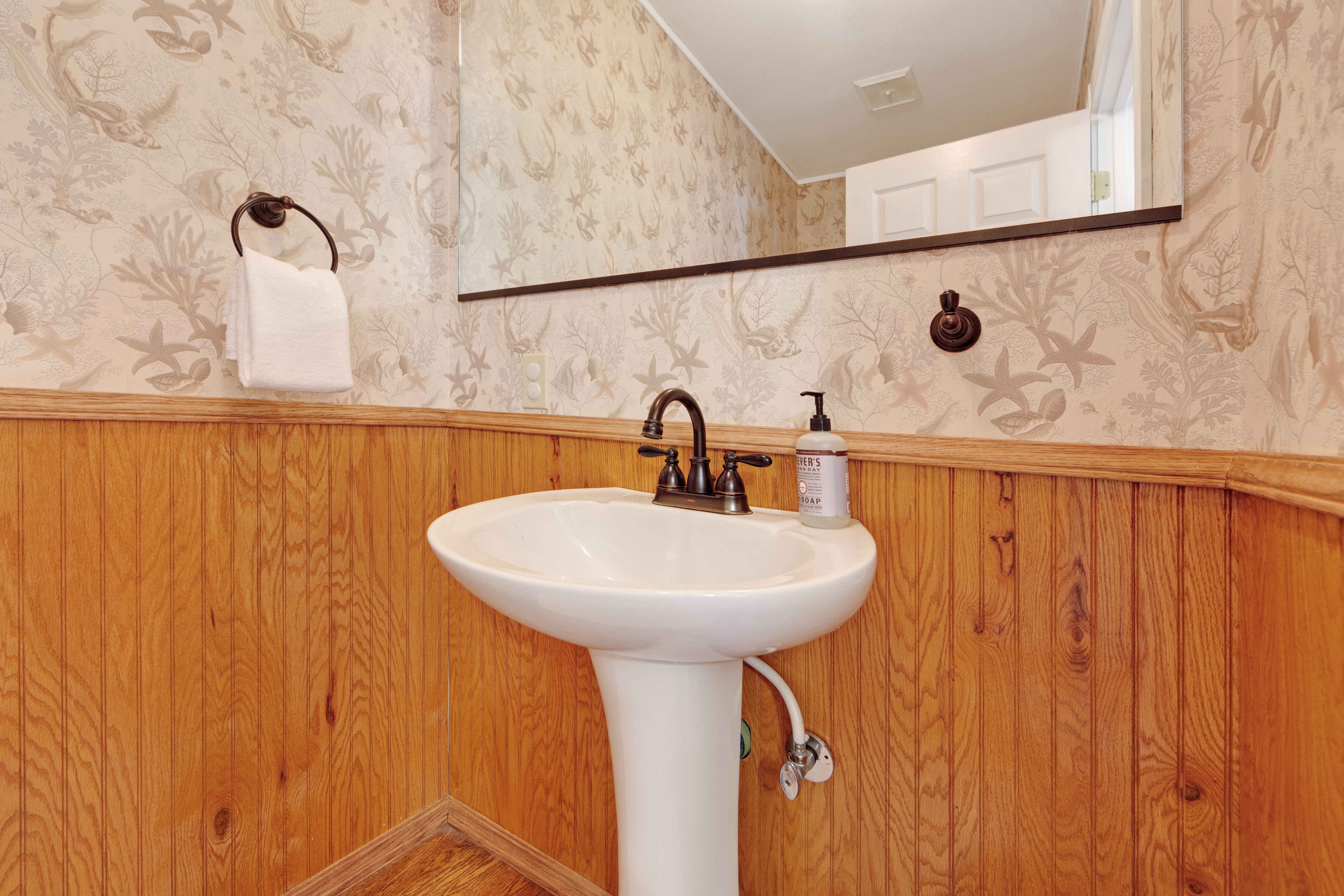 Mendocino Home 982863