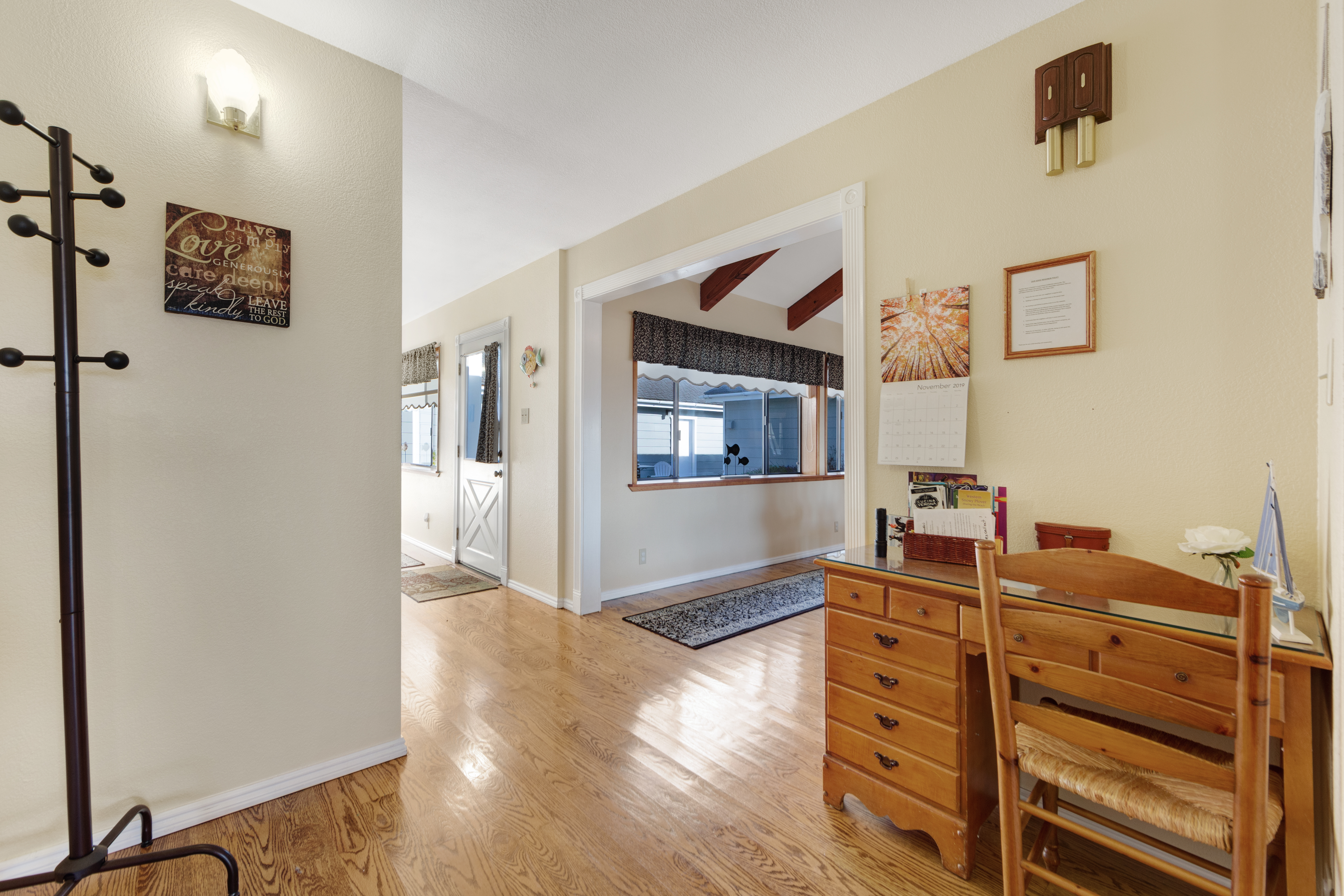 Mendocino Home 982863