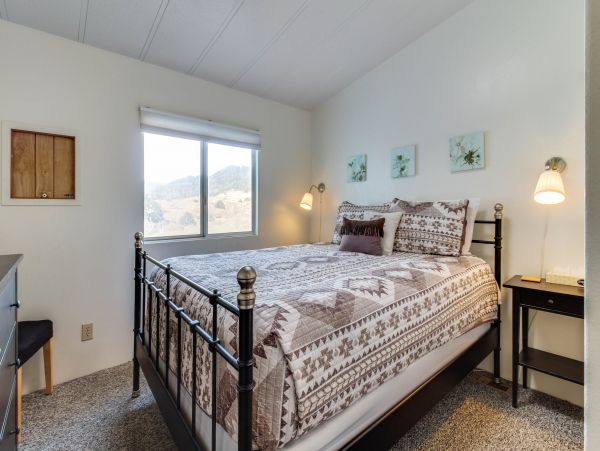Mendocino Home 982864