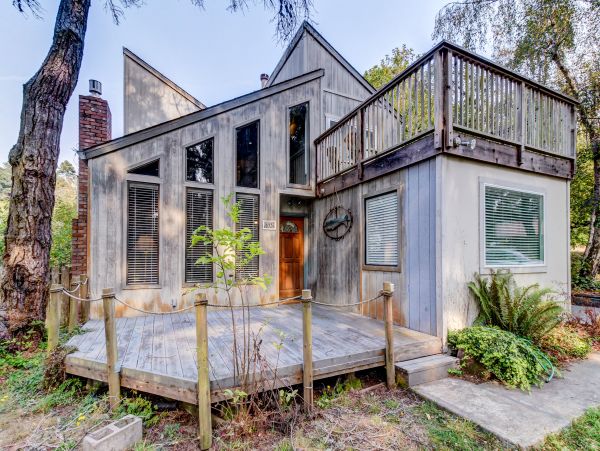 Mendocino Home 982867