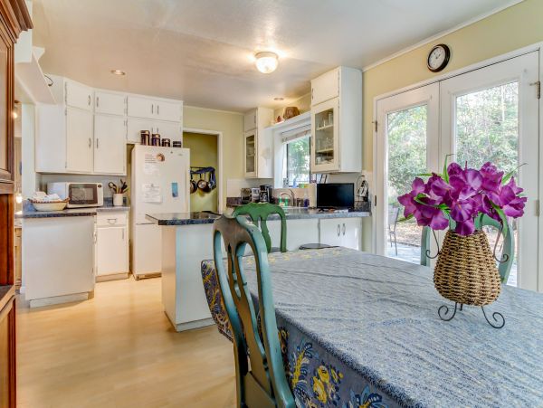 Mendocino Home 982867