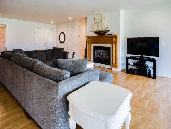 Mendocino Home 982868