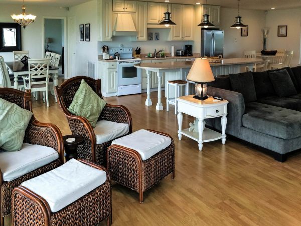 Mendocino Home 982868