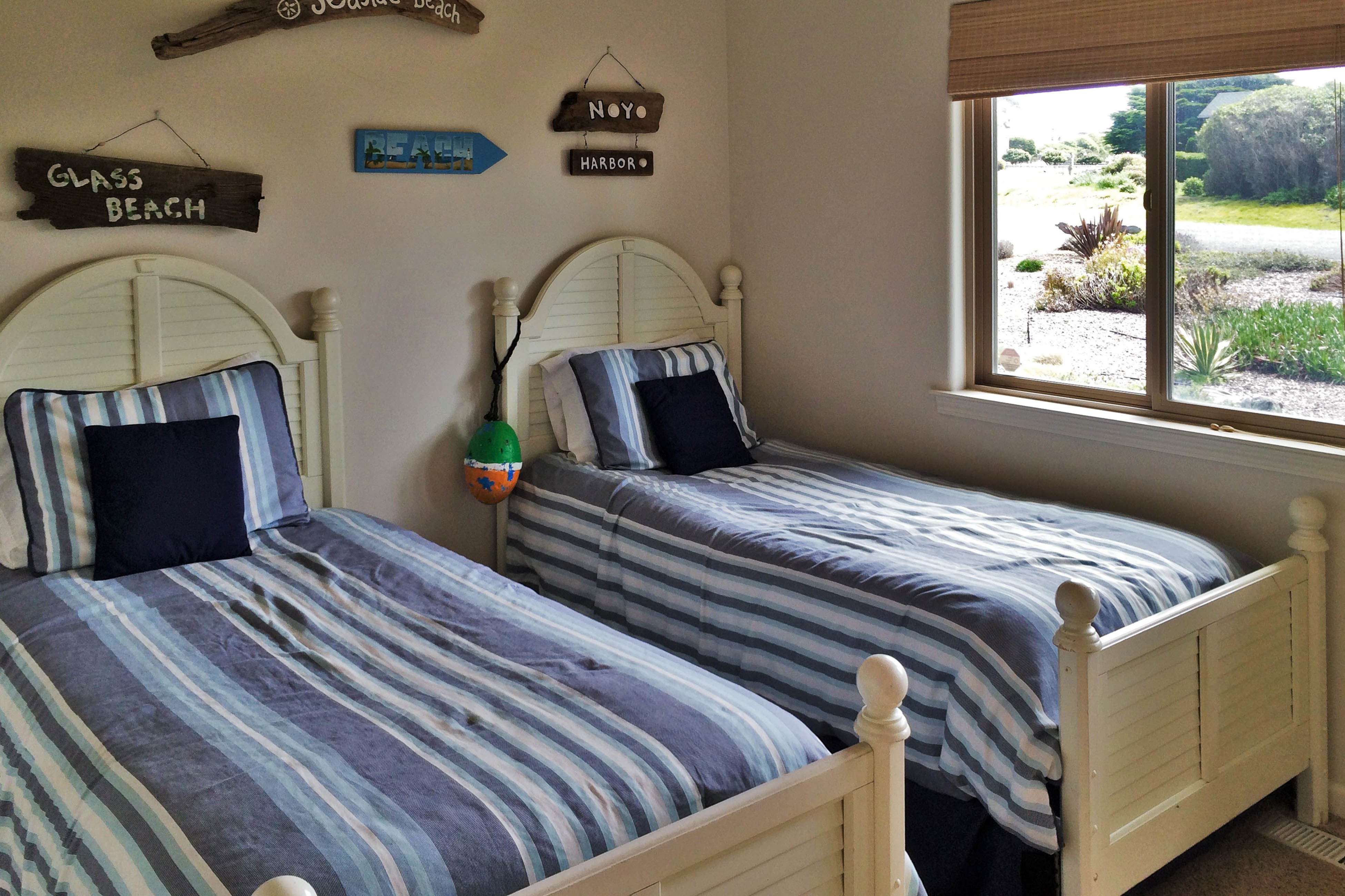 Mendocino Home 982868