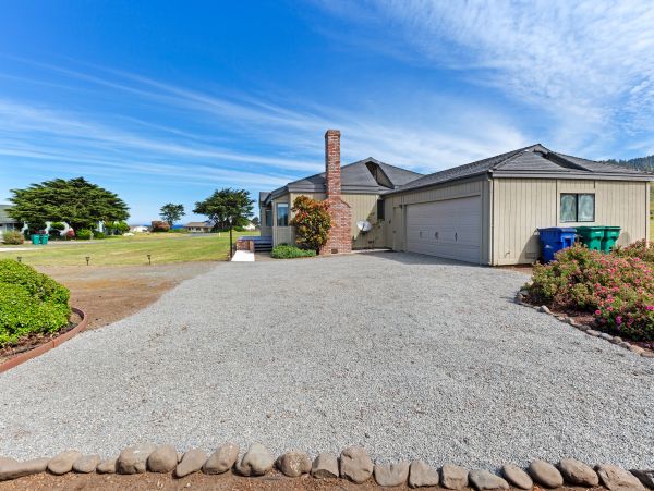 Mendocino Home 982869