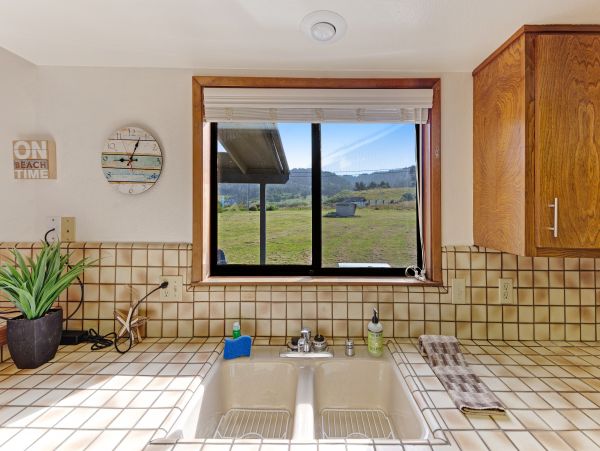 Mendocino Home 982869