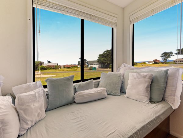 Mendocino Home 982869